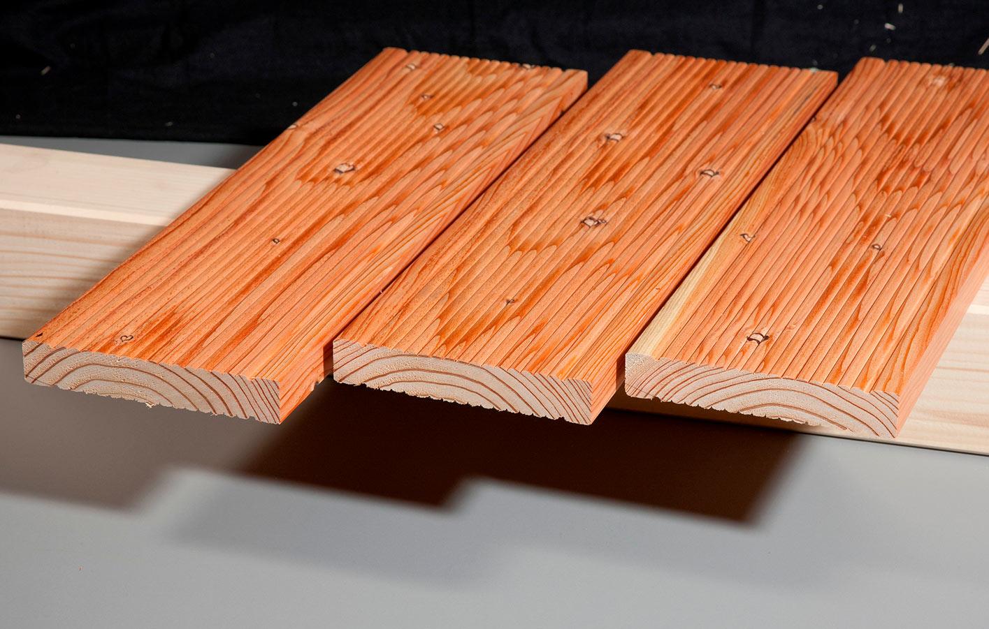 Terrassendiele Lärche geriffelt kaufen bei HOLZMANN Terrassendiele Lärche geriffelt kaufen bei HOLZMANN